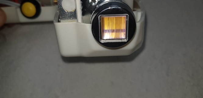 Купить  макро канальную диодную матрицу ( диодный стэк, стик )для косметологического лазера мощностью 300, 500 , 600, 800  ватт и другого номинала. Цена диодной матрицы для диодного лазера. Нет вспышек в ручке диодного лазера при нажатии на кнопку. Черные точки внутри манипулу (ручки) диодных лазеров. Нет эффекта выпадения волос у диодного лазера. Замена диодной матрицы ,замена диодного стика (стэка).